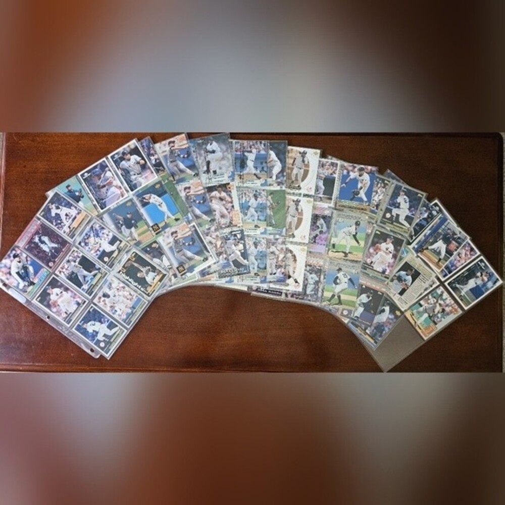 MLB New York Yankees Card Collection